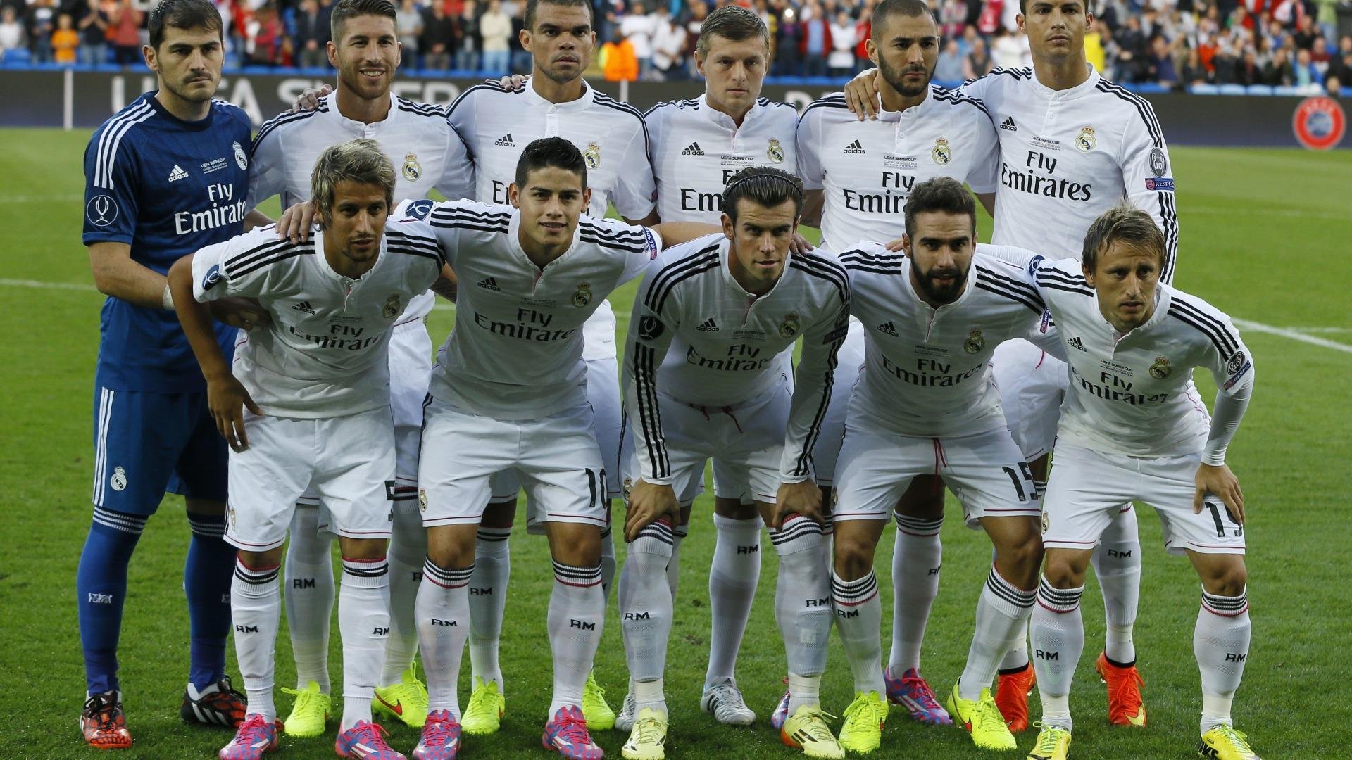 国王杯最新形势：纽约尼克斯高居榜首，拜仁慕尼黑强势追赶，冠军归属成迷